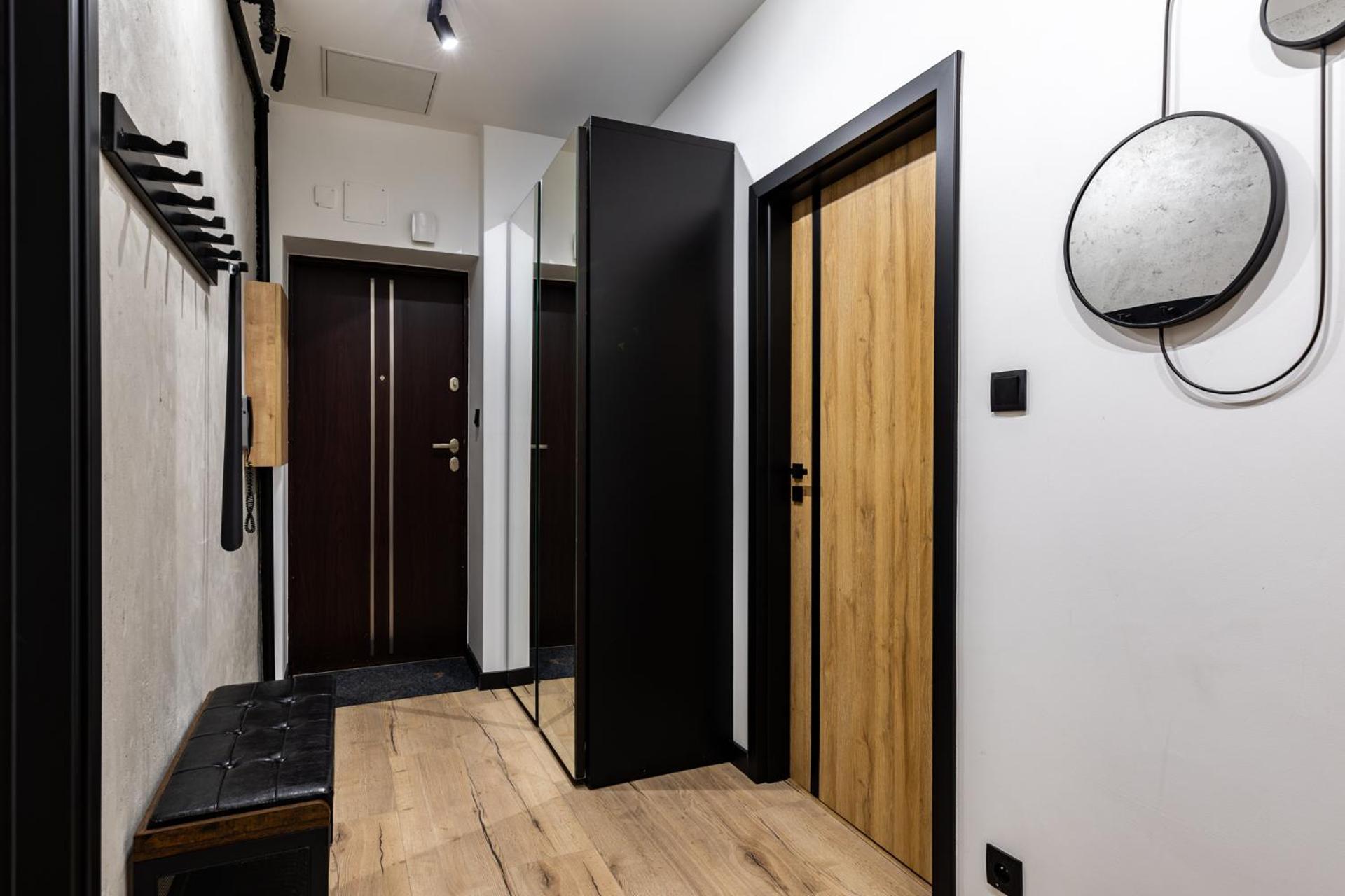 Apartamenty Premium, Faktura Vat, Zrodlowa Centrum Parter Ground Floor Parking Super Lokalizacja Two Bedrooms Kitchen 50 M2 Apartment
